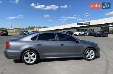 Седан Volkswagen Passat 2012 в 