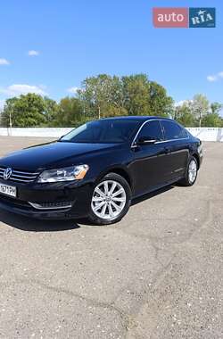 Седан Volkswagen Passat 2014 в Киеве