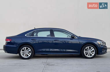 Седан Volkswagen Passat 2020 в 