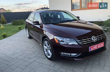 Седан Volkswagen Passat 2013 в Луцьку