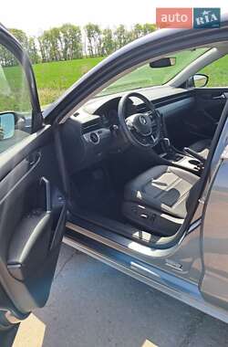 Седан Volkswagen Passat 2021 в 