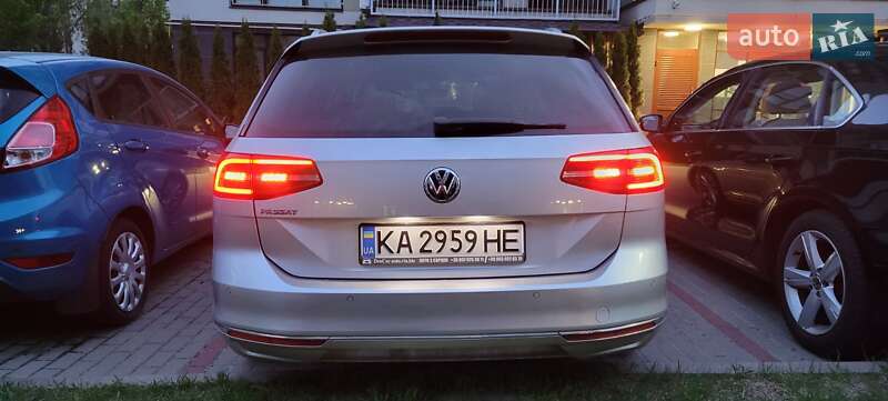Универсал Volkswagen Passat 2018 в Киеве
