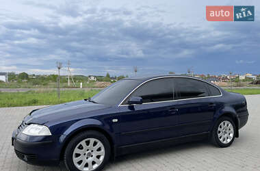 Седан Volkswagen Passat 2002 в 