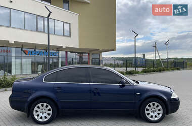 Седан Volkswagen Passat 2002 в 