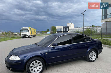 Седан Volkswagen Passat 2002 в 