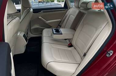 Седан Volkswagen Passat 2016 в 