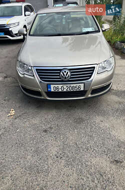 Седан Volkswagen Passat 2006 в Запоріжжі