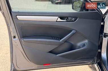 Седан Volkswagen Passat 2015 в 