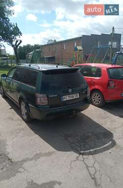 Універсал Volkswagen Passat 1998 в 