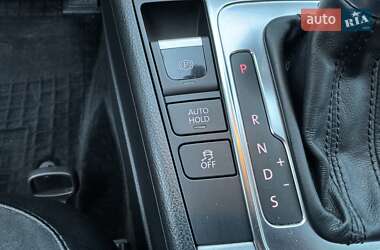 Універсал Volkswagen Passat 2012 в 