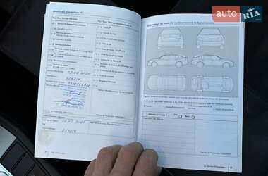 Універсал Volkswagen Passat 2012 в 