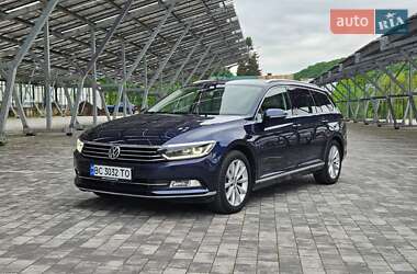 Універсал Volkswagen Passat 2015 в Львові