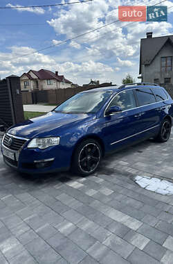 Універсал Volkswagen Passat 2009 в 