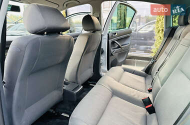Седан Volkswagen Passat 2004 в 