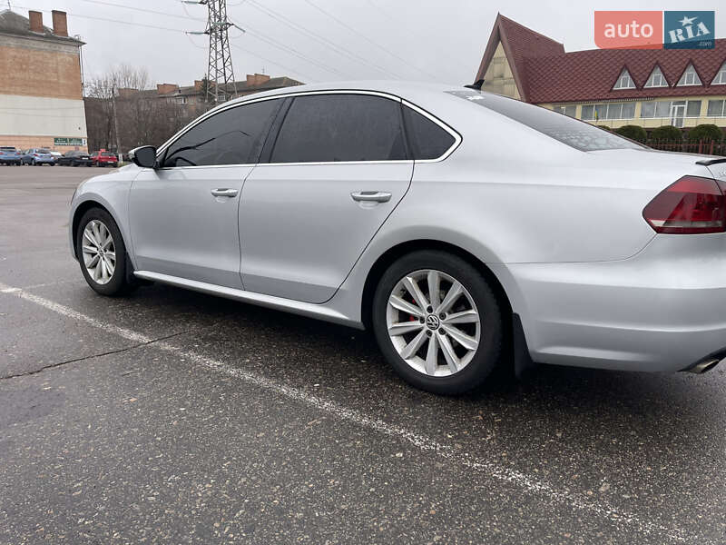 Седан Volkswagen Passat 2012 в Белой Церкви