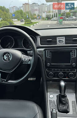 Седан Volkswagen Passat 2017 в 