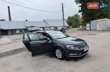 Универсал Volkswagen Passat 2013 в 
