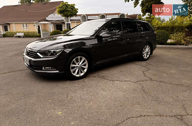 Универсал Volkswagen Passat 2016 в 