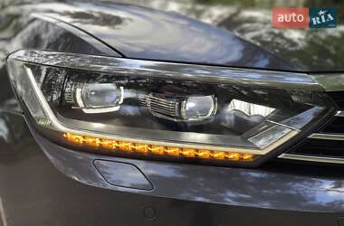Седан Volkswagen Passat 2019 в 