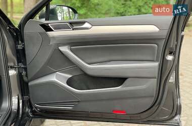 Седан Volkswagen Passat 2019 в 