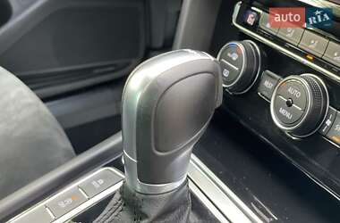 Седан Volkswagen Passat 2019 в 