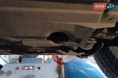 Седан Volkswagen Passat 2004 в 