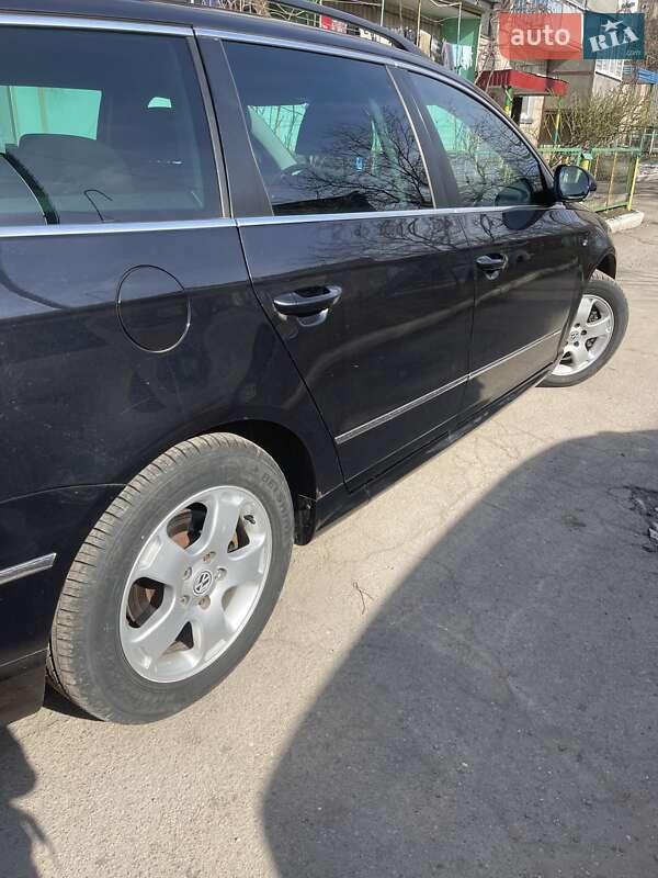 Универсал Volkswagen Passat 2010 в Тернополе фото 7 Универсал Volkswagen Passat 2010 в Тернополе