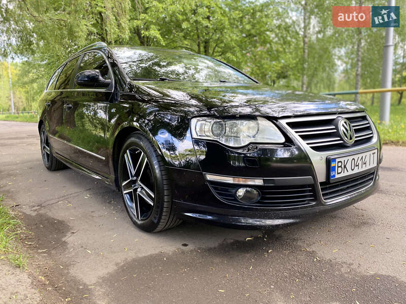 Універсал Volkswagen Passat 2010 в 