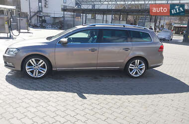 Універсал Volkswagen Passat 2011 в 