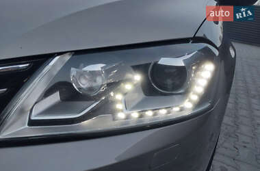 Універсал Volkswagen Passat 2011 в 