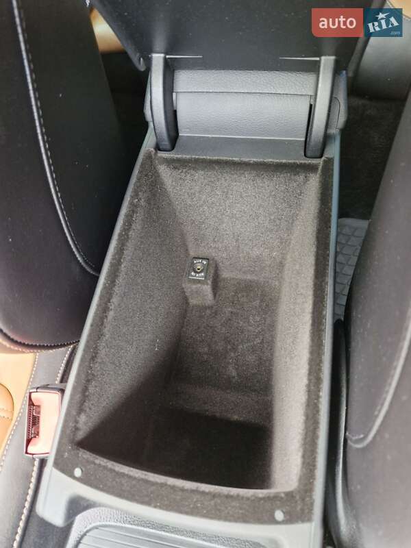 Универсал Volkswagen Passat 2014 в Львове