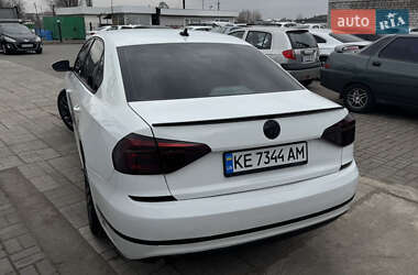 Седан Volkswagen Passat 2018 в 