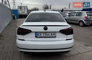 Седан Volkswagen Passat 2018 в 