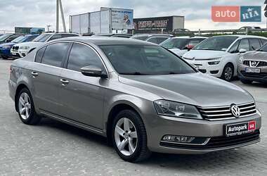 Седан Volkswagen Passat 2013 в 