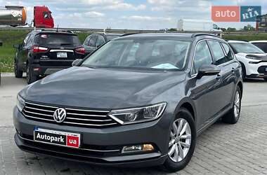 Универсал Volkswagen Passat 2015 в Львове