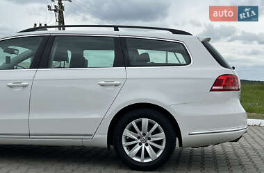 Універсал Volkswagen Passat 2011 в 