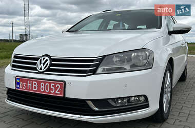 Універсал Volkswagen Passat 2011 в 