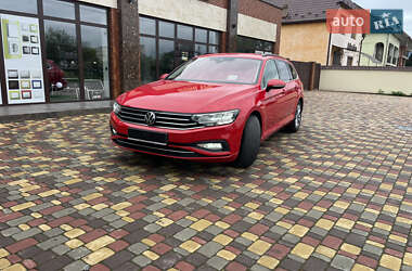 Універсал Volkswagen Passat 2021 в 