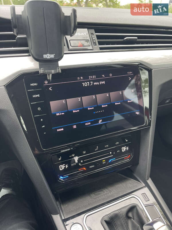 Универсал Volkswagen Passat 2021 в Виноградове фото 12 Универсал Volkswagen Passat 2021 в Виноградове