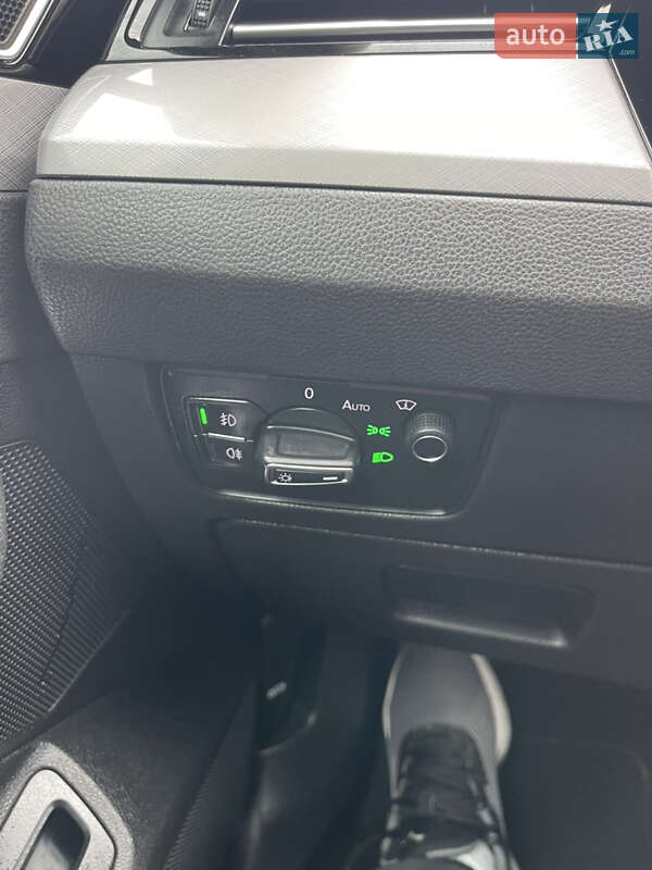 Универсал Volkswagen Passat 2021 в Виноградове фото 38 Универсал Volkswagen Passat 2021 в Виноградове