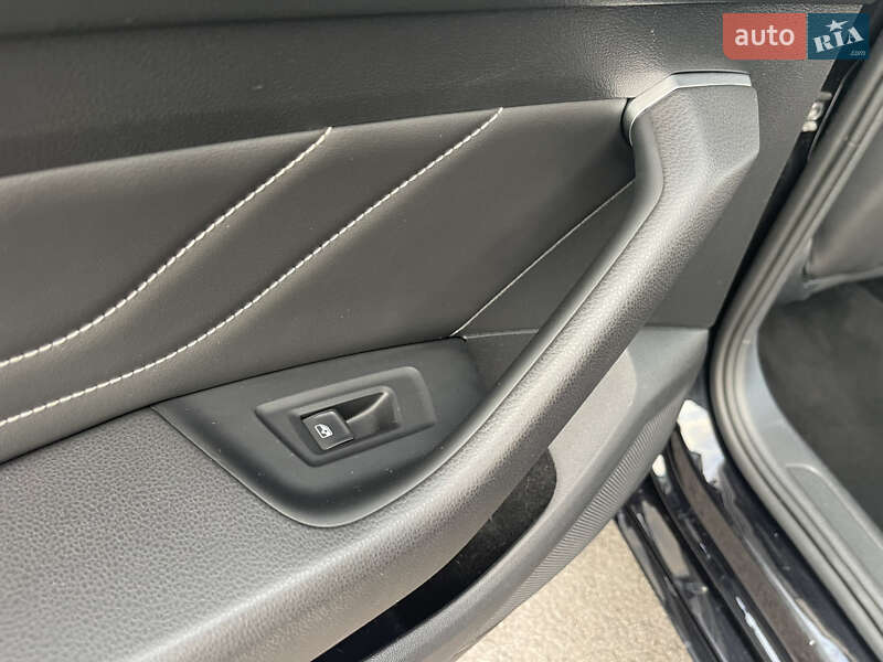 Універсал Volkswagen Passat 2019 в Рівному