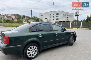 Седан Volkswagen Passat 1999 в 