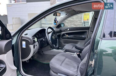Седан Volkswagen Passat 1999 в 