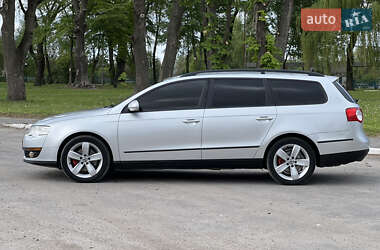 Універсал Volkswagen Passat 2006 в 