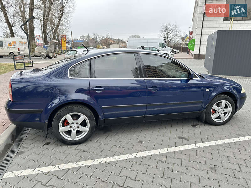 Седан Volkswagen Passat 2002 в Хмельницькому