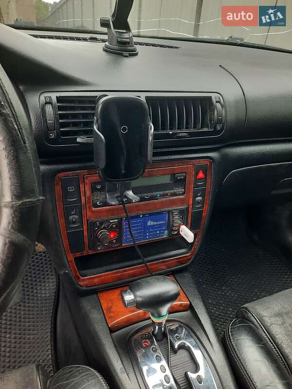 Седан Volkswagen Passat 2002 в Ивано-Франковске