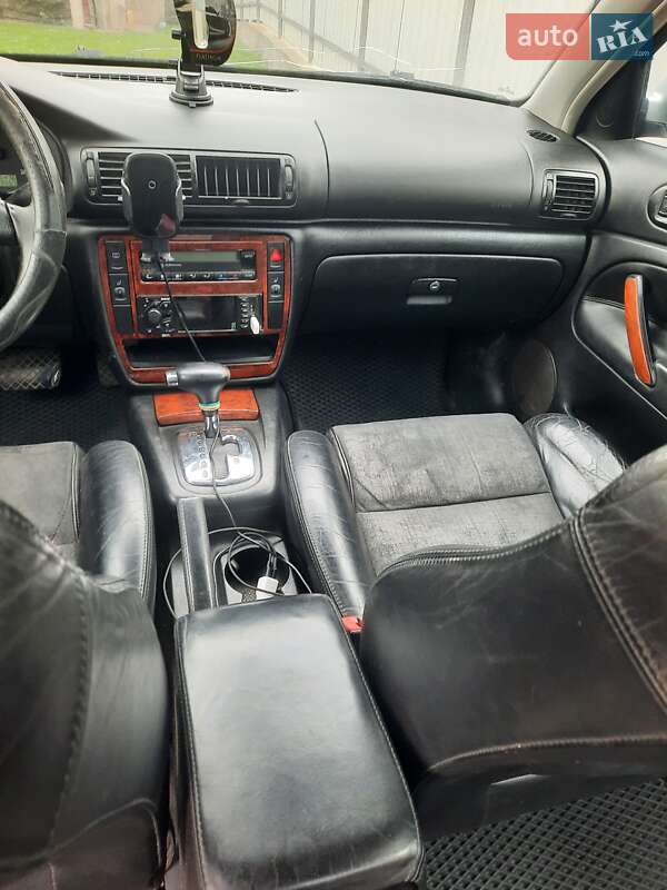 Седан Volkswagen Passat 2002 в Ивано-Франковске