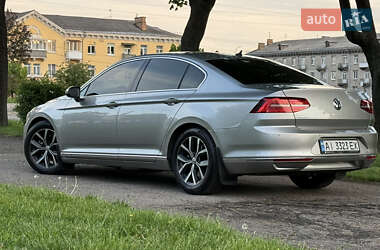 Седан Volkswagen Passat 2014 в 