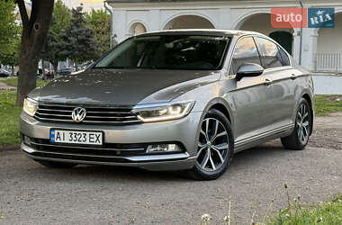Седан Volkswagen Passat 2014 в 