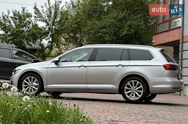Универсал Volkswagen Passat 2017 в 